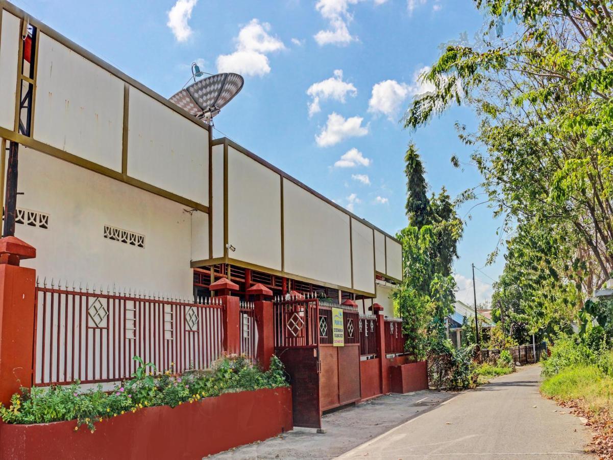 Oyo 91416 Puri 88 Homestay Kupang  Zewnętrze zdjęcie